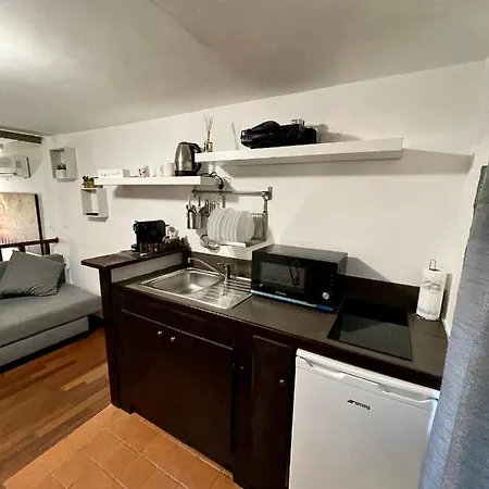 A.d Vatican House Apartment *